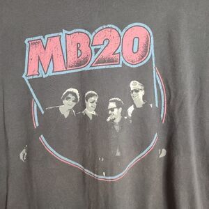 Matchbox 20 2017 concert tee